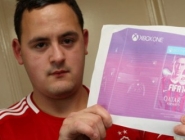 Подросток купил фотографию Xbox One за 735 долларов